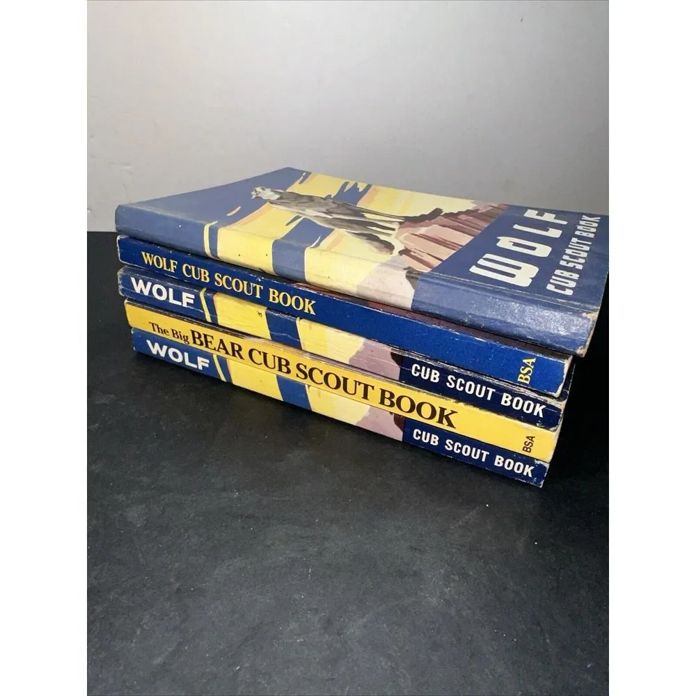 Five Cub Scout Books (Boy Scouts‎ of America) Wolf, Bear 1954, 1986